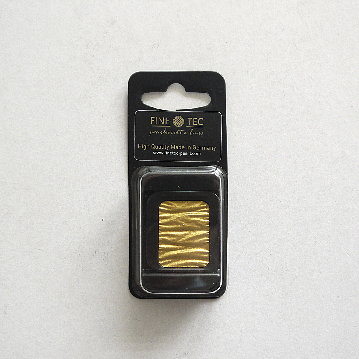 Finetec Pearlescent Colors (Single Pans) – Craft Carrot